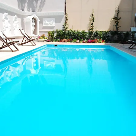 Triana Αττάλεια