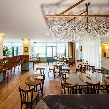 Triana Ξενοδοχείο