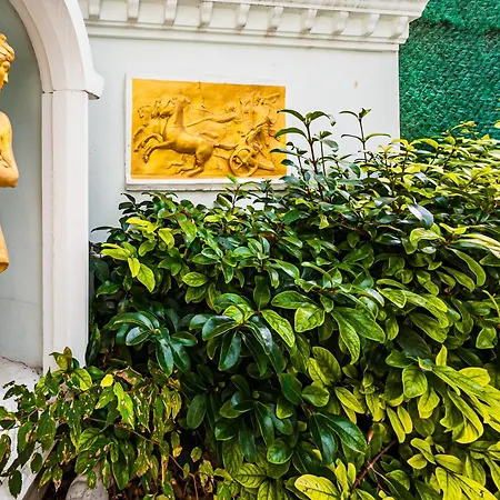 Triana Ξενοδοχείο