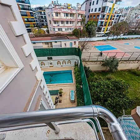 Triana Ξενοδοχείο