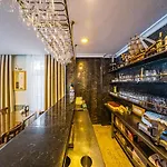 Hotel Triana 3*