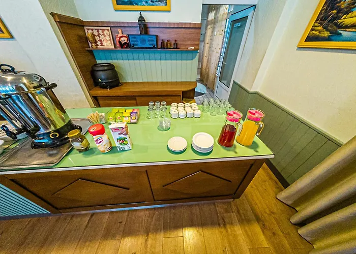 特里亚纳酒店 3* 安塔利亚